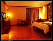 ���A���g